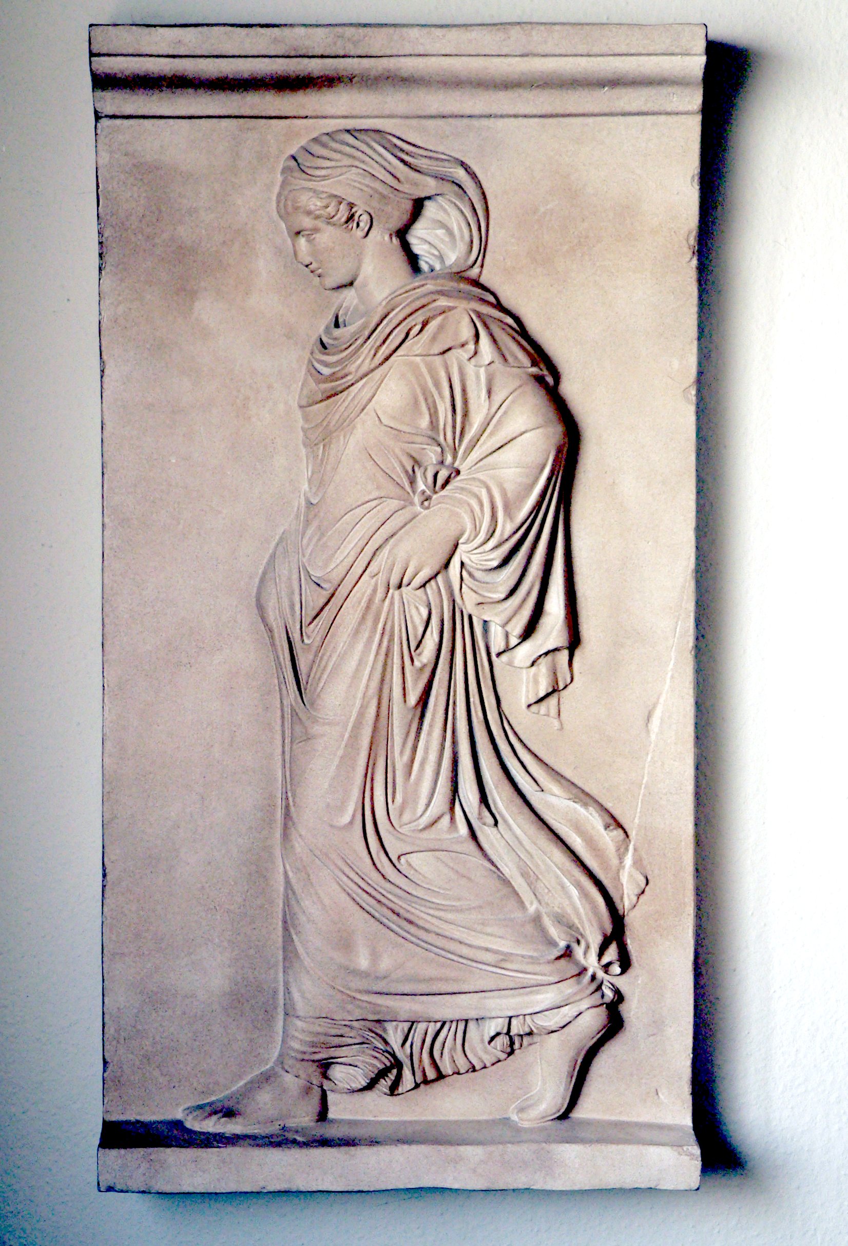 1-La Gradiva, celle qui marche