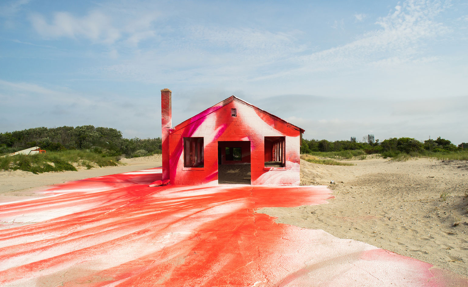 10- Katharina Grosse, Rockaway, 2012, Transformation d’un site de sports nautiques en oeuvre d’art