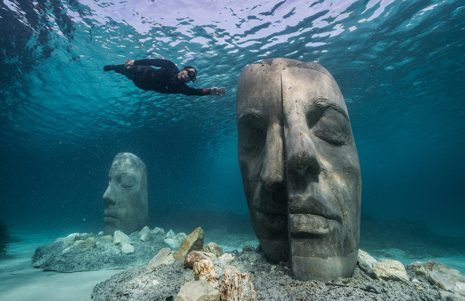8-Jason deCaires Taylor, installation sous-marine au large de Cannes, Ile-Sainte-Marguerite, 2013, DR
